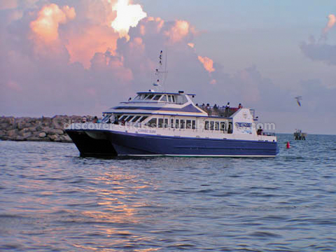 Photo of St Kitts Nevis ferry MV Caribe Surf