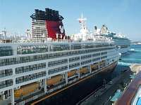 Photo of Disney Wonder 1