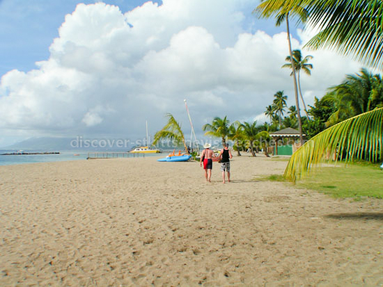 Pinneys Beach in Nevis